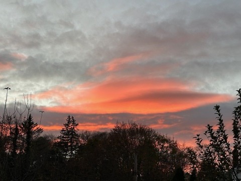 Close encounters of the Rayleigh scattering kind