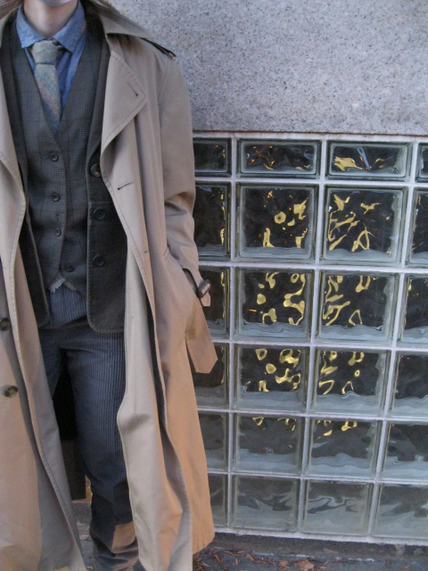 St. Clair 1940, wardrobe and glass bricks